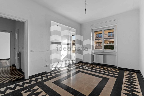 appartamento in vendita a Milano in zona Piazzale Lodi