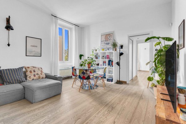 appartamento in vendita a Milano in zona Famagosta