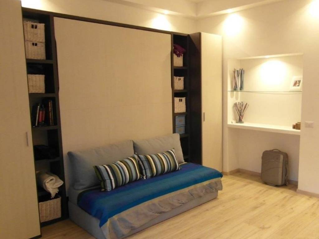 appartamento in vendita a Milano in zona Isola