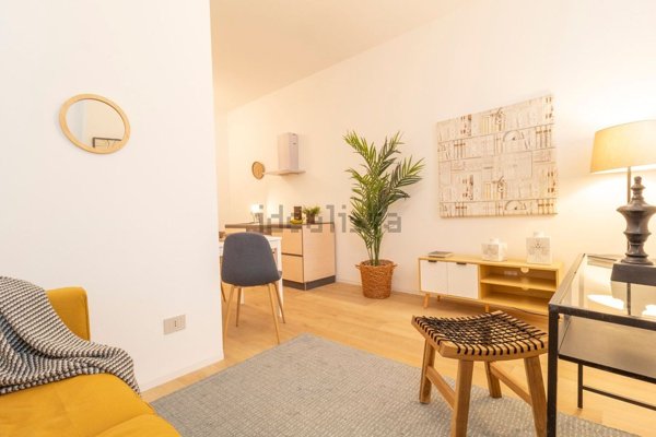 appartamento in vendita a Milano in zona Vigentino