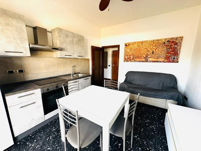 appartamento in vendita a Milano in zona Ronchetto sul Naviglio