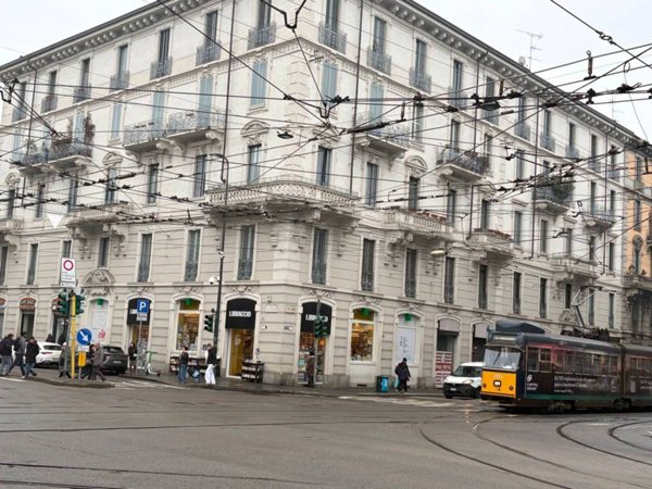 appartamento in vendita a Milano in zona Isola