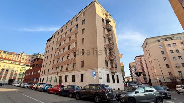 appartamento in vendita a Milano in zona Corvetto