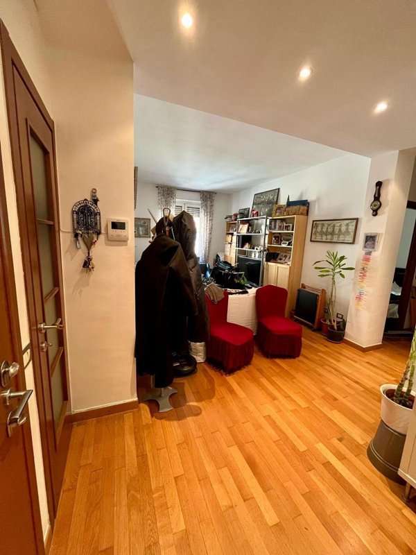 appartamento in vendita a Milano in zona Corvetto