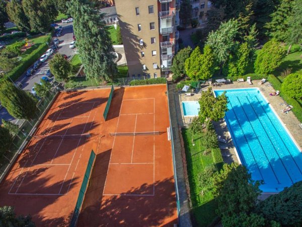 appartamento in vendita a Milano in zona Famagosta