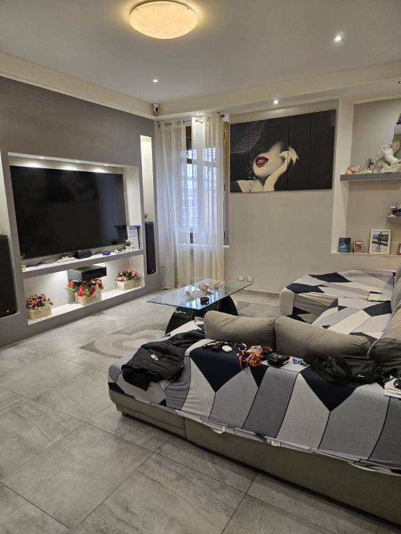 appartamento in vendita a Milano in zona Chiesa Rossa