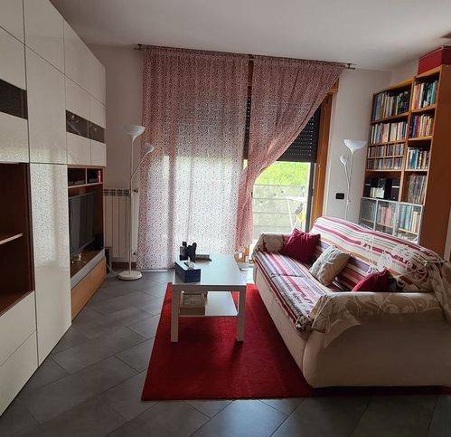 appartamento in vendita a Milano in zona Trenno