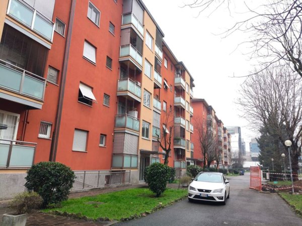 appartamento in vendita a Milano in zona Trenno