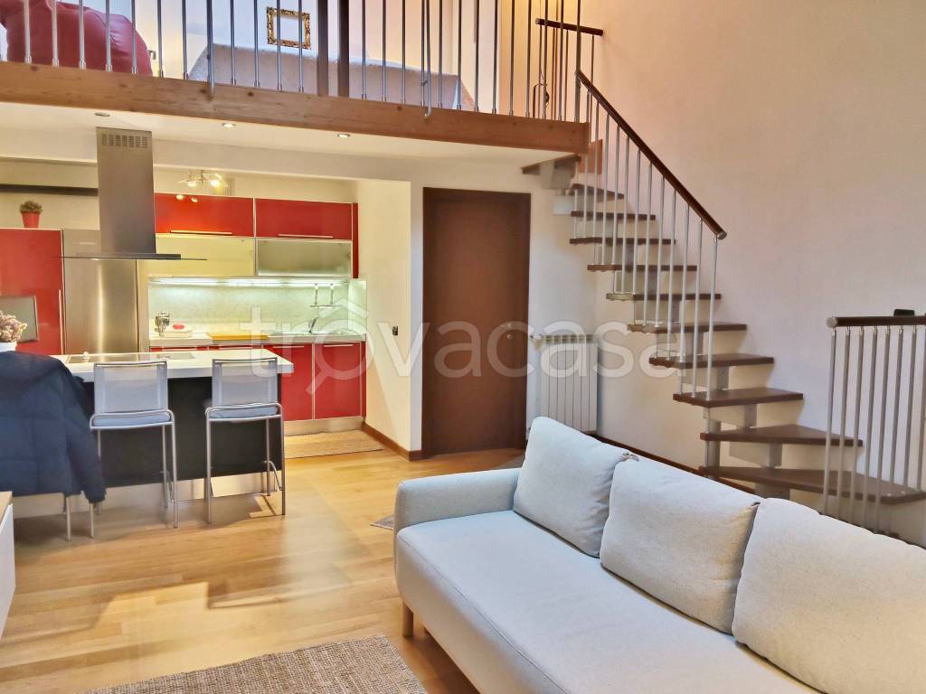 appartamento in vendita a Milano in zona Casoretto