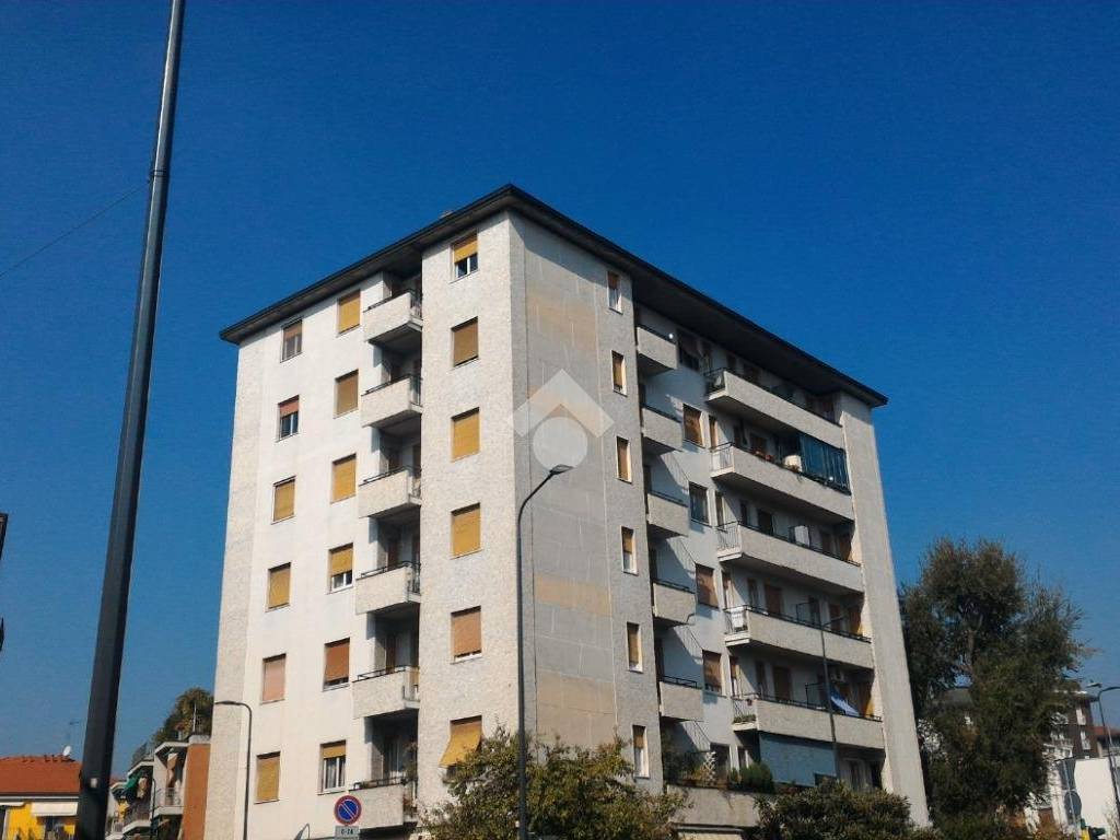 appartamento in vendita a Milano in zona Niguarda