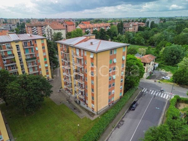appartamento in vendita a Milano in zona Baggio