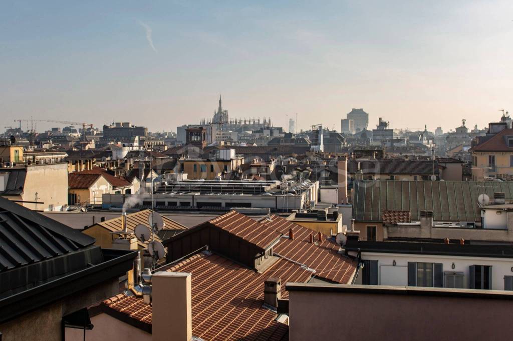 appartamento in vendita a Milano in zona Porta Nuova