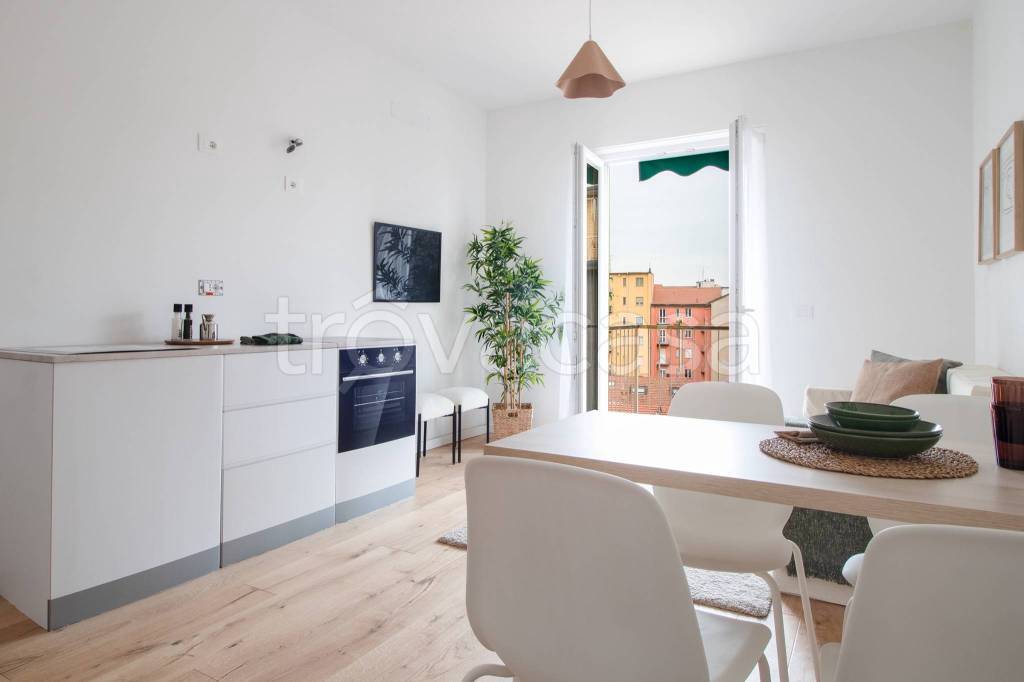 appartamento in vendita a Milano in zona Casoretto