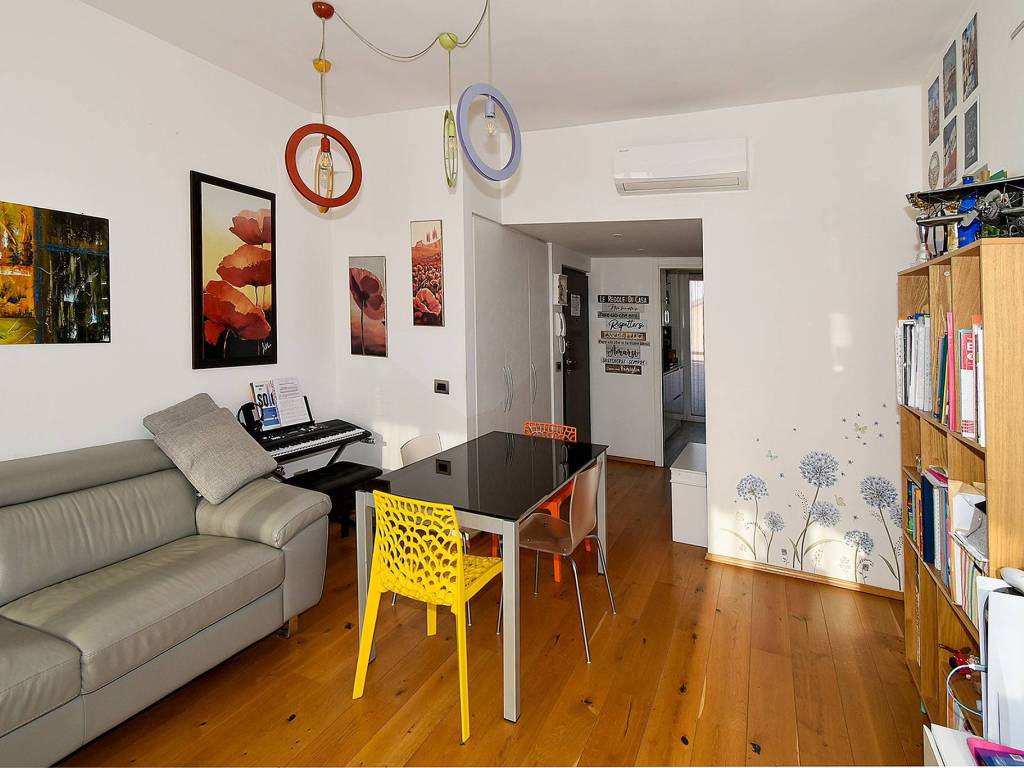 appartamento in vendita a Milano in zona Forlanini