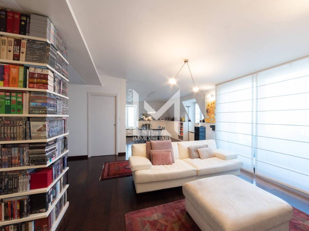 appartamento in vendita a Milano in zona Il Portello