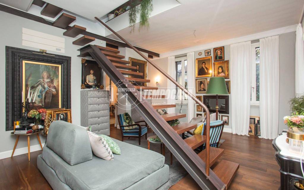 appartamento in vendita a Milano in zona Sempione