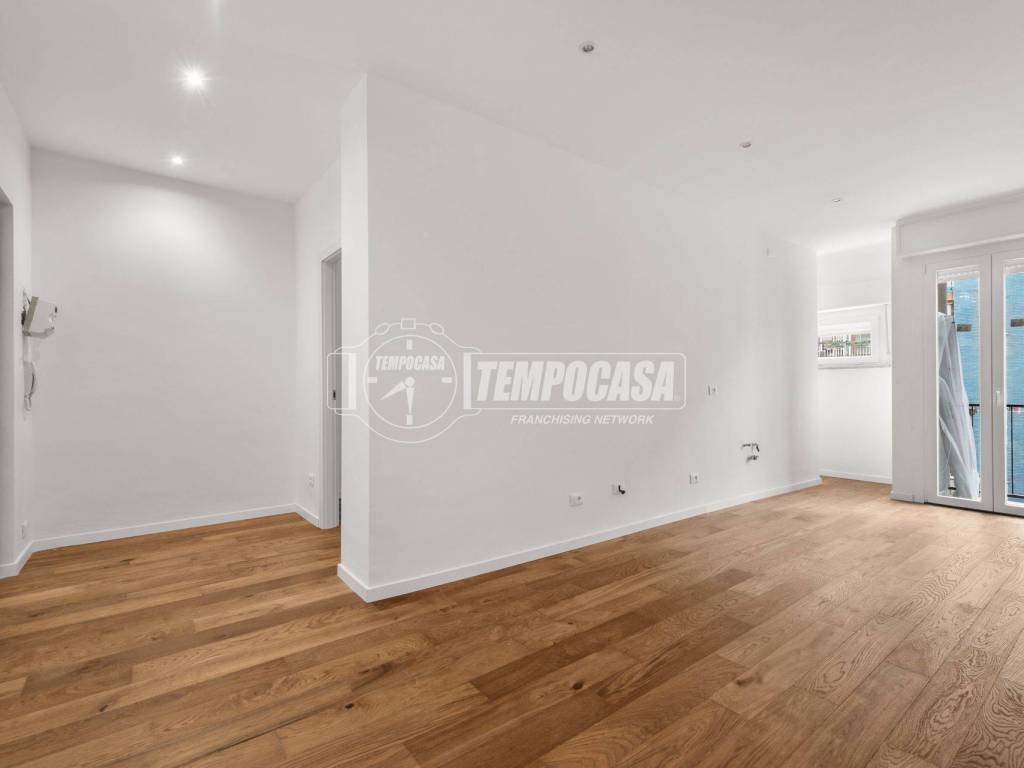 appartamento in vendita a Milano in zona Piazzale Lodi