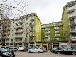 negozio in vendita a Milano in zona San Siro