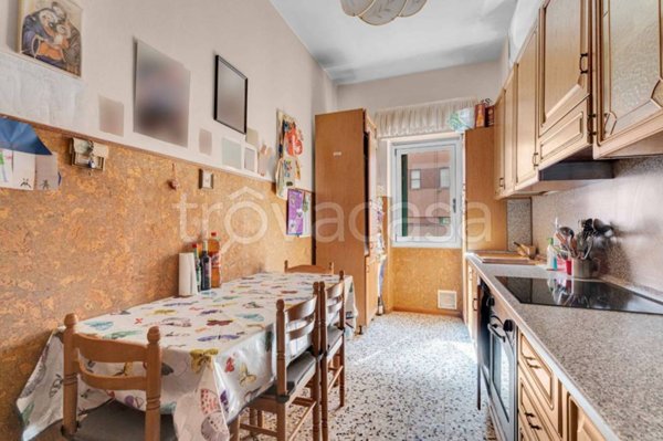 appartamento in vendita a Milano in zona Barona