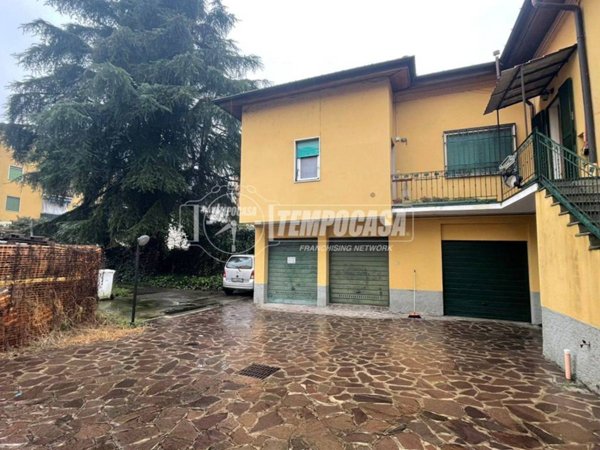 appartamento in vendita a Milano in zona Ponte Lambro