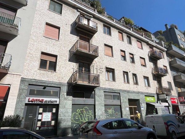 negozio in vendita a Milano