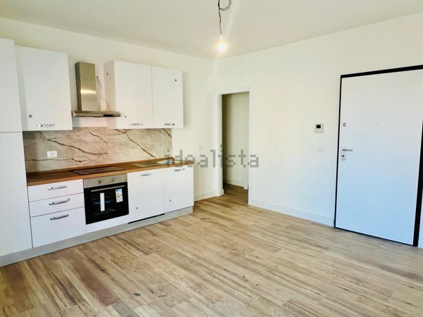 appartamento in vendita a Milano in zona Ronchetto sul Naviglio