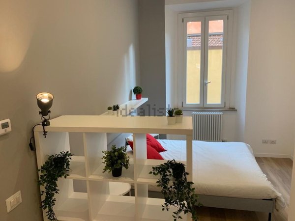 appartamento in vendita a Milano in zona Guastalla