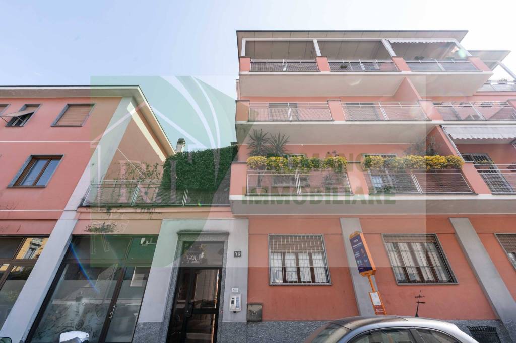 appartamento in vendita a Milano in zona Gorla