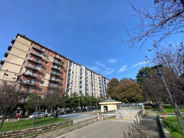 appartamento in vendita a Milano in zona Piazzale Lodi
