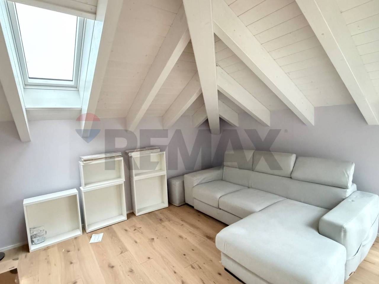 appartamento in vendita a Milano in zona Lorenteggio