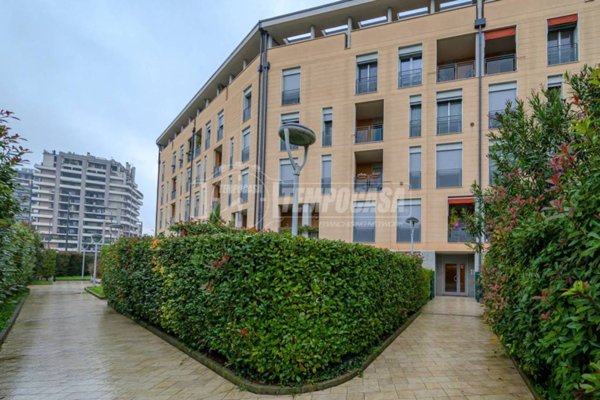appartamento in vendita a Milano in zona Rogoredo