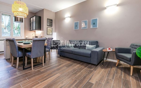 appartamento in vendita a Milano in zona Solari