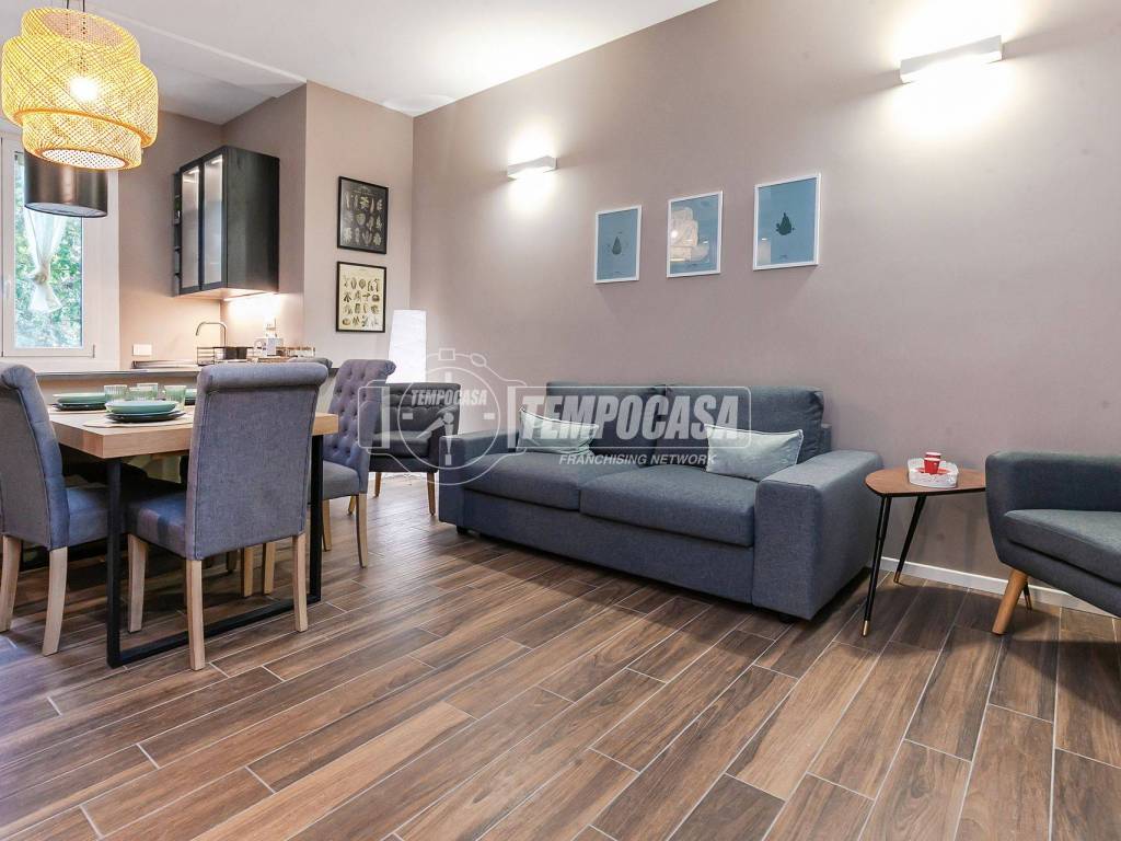 appartamento in vendita a Milano in zona Solari