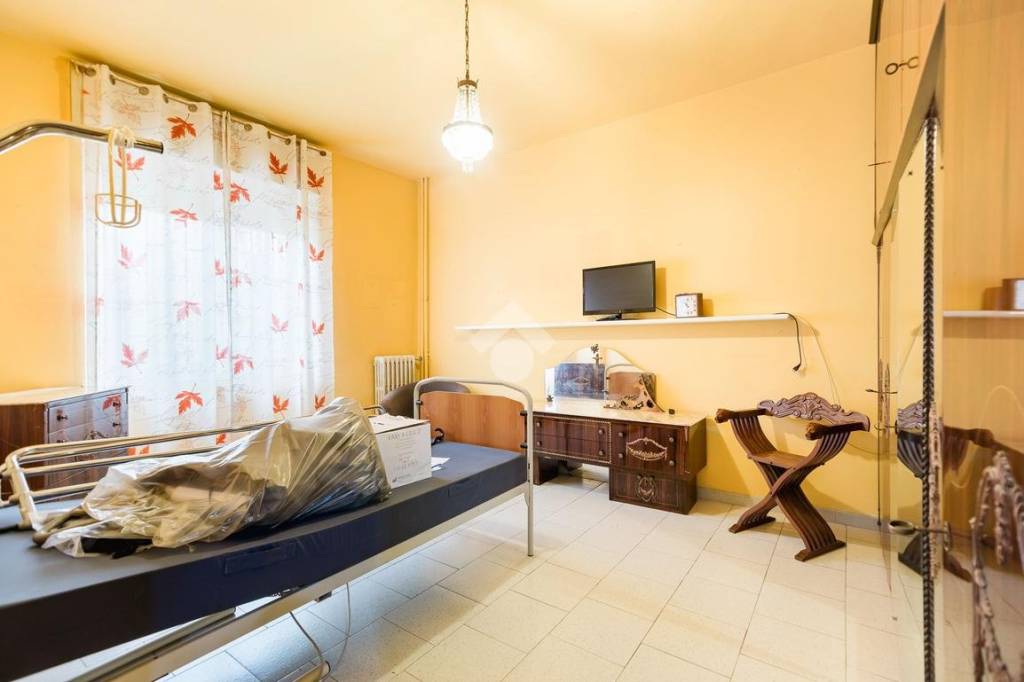 appartamento in vendita a Milano in zona Prato Centenaro