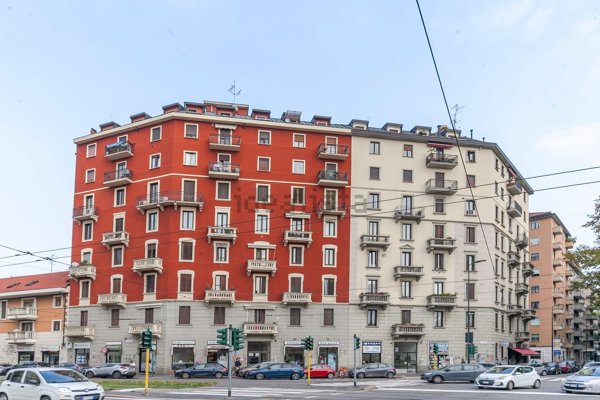 appartamento in vendita a Milano in zona Dergano