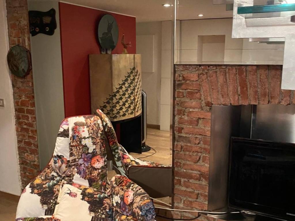 appartamento in vendita a Milano in zona Sempione