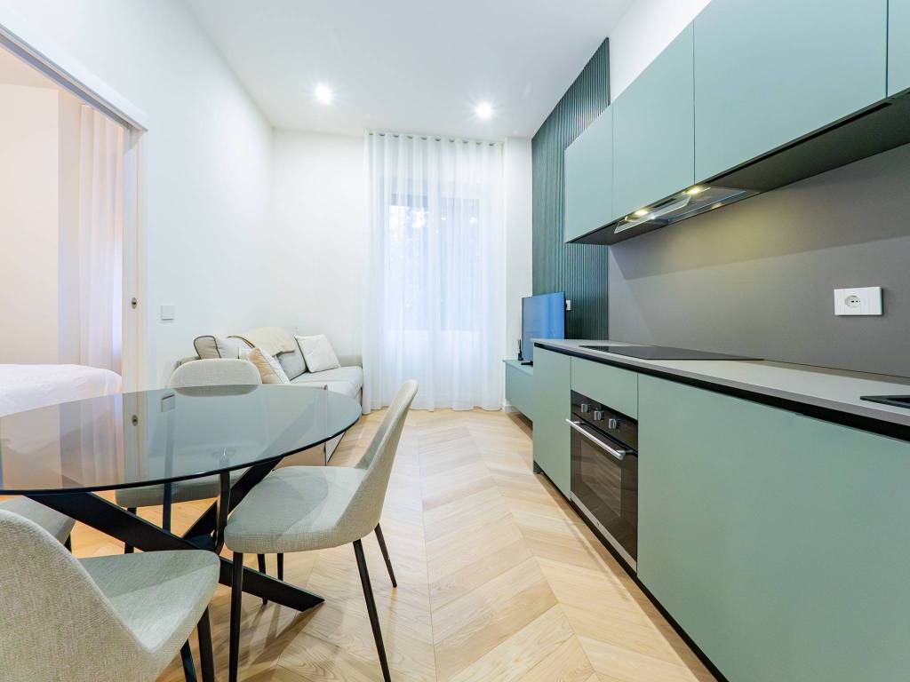 appartamento in vendita a Milano in zona Porta Garibaldi