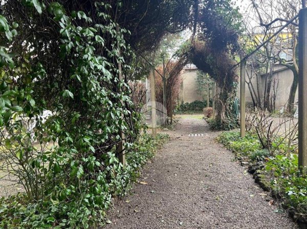 appartamento in vendita a Milano in zona Affori