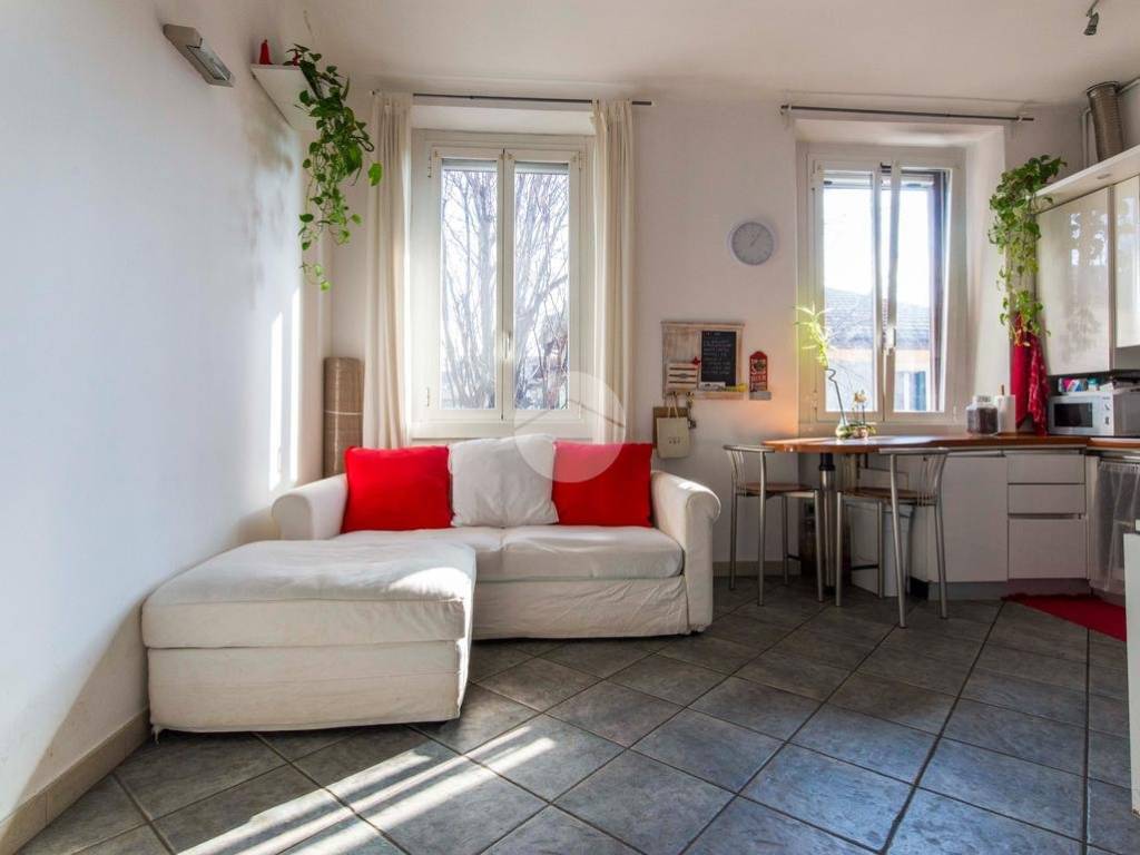 appartamento in vendita a Milano in zona Villapizzone