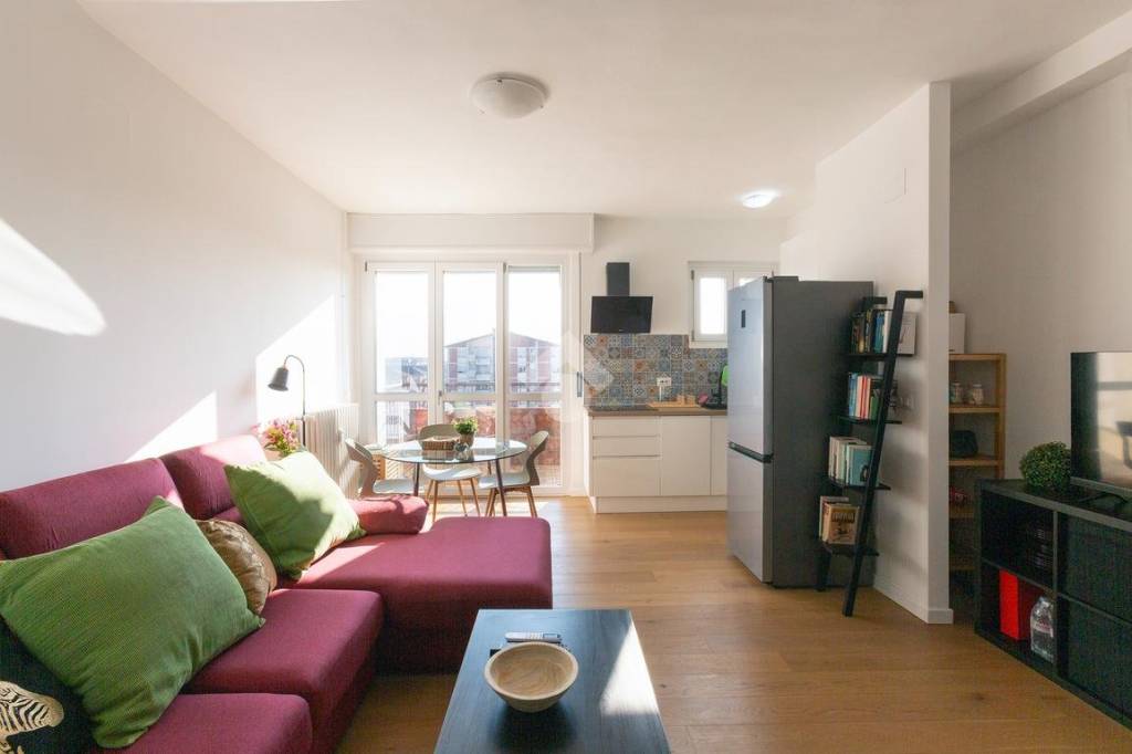 appartamento in vendita a Milano in zona Prato Centenaro