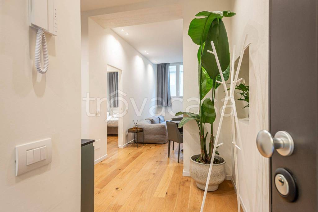 appartamento in vendita a Milano in zona Cinque Giornate