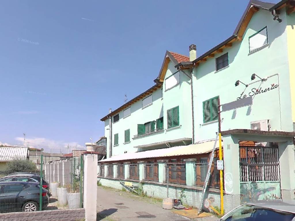 casa indipendente in vendita a Milano in zona Lambrate