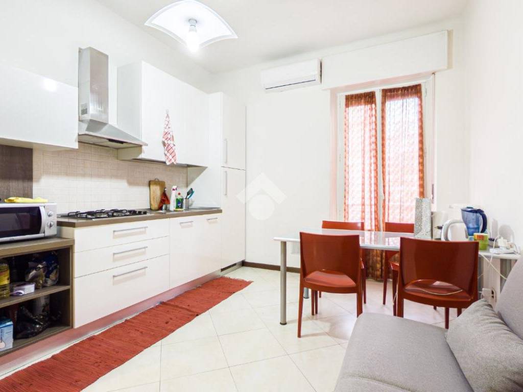 appartamento in vendita a Milano in zona Piazzale Lodi