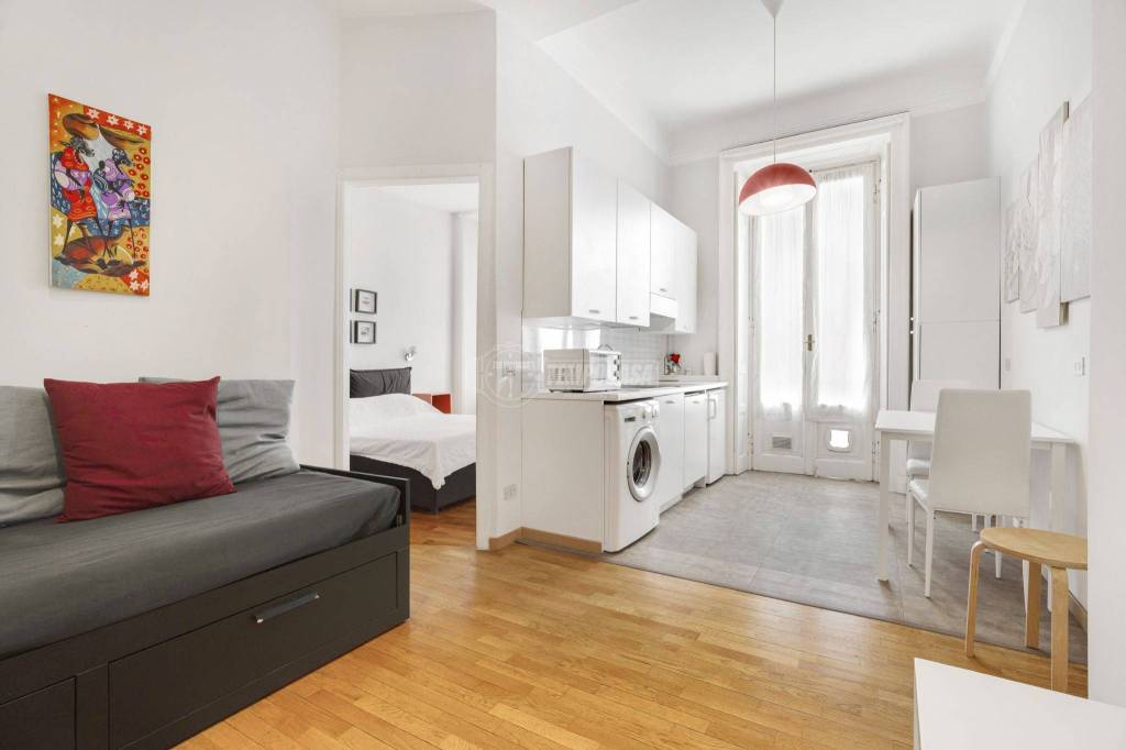 appartamento in vendita a Milano in zona Cinque Giornate