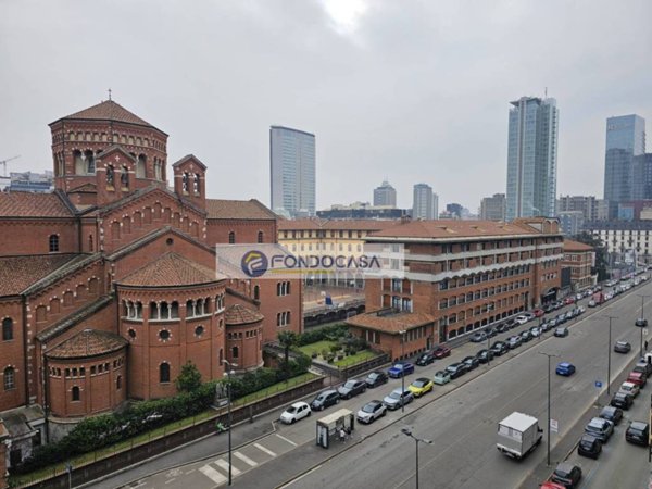 appartamento in vendita a Milano in zona Isola