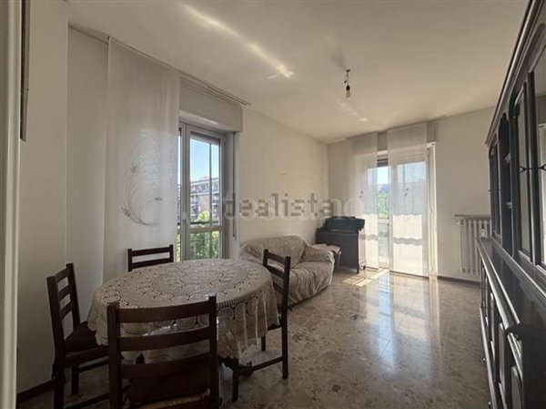 appartamento in vendita a Milano in zona Famagosta