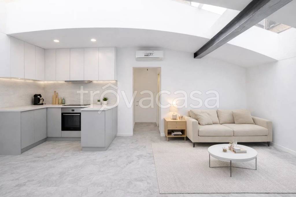 appartamento in vendita a Milano