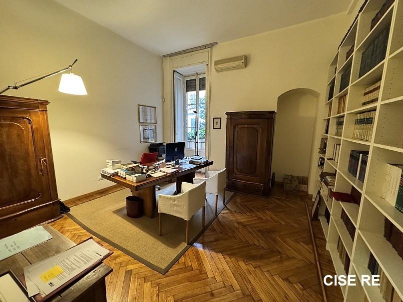 ufficio in vendita a Milano