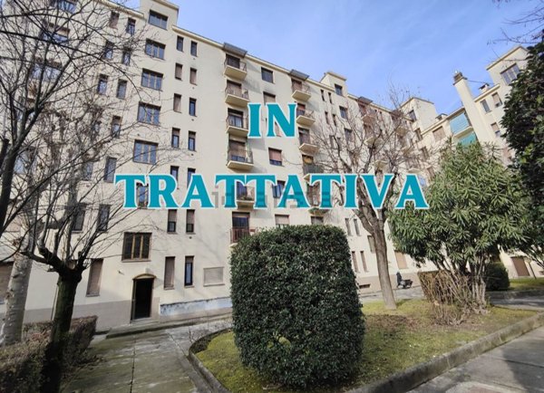 appartamento in vendita a Milano in zona Prato Centenaro