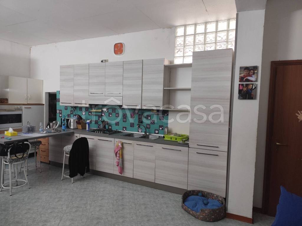 negozio in vendita a Milano in zona Dergano